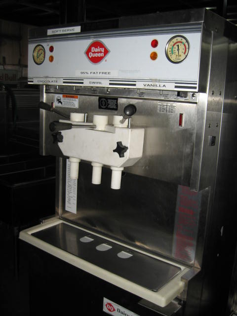 Used Pre Owned Dairy Queen  Ice Cream Machine Tamirson 